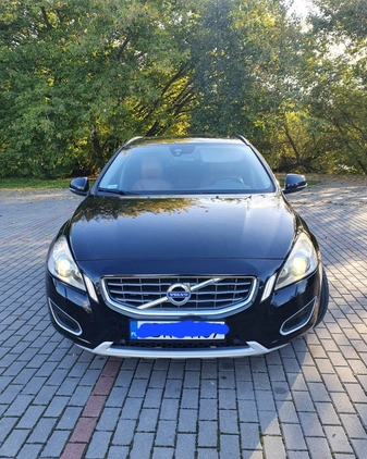 Volvo V60 cena 30500 przebieg: 230114, rok produkcji 2011 z Brodnica małe 232